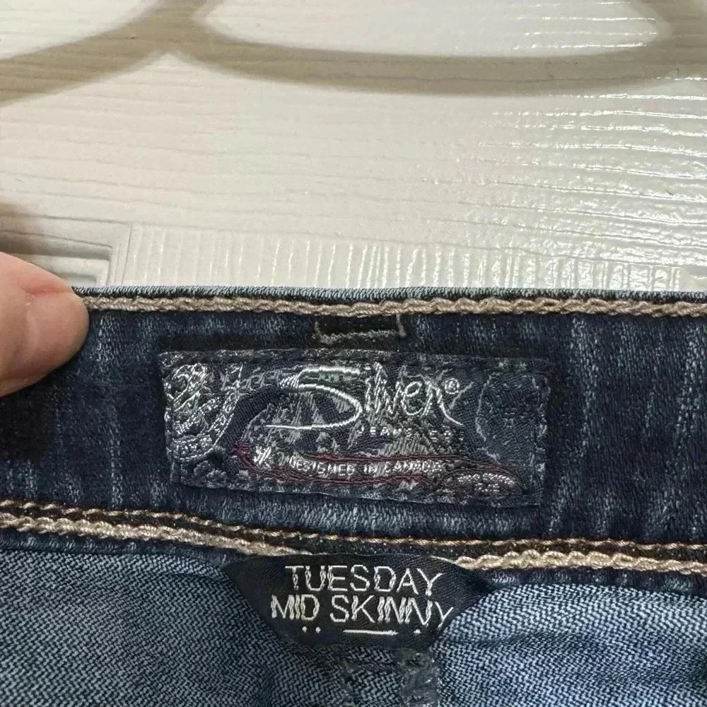 SILVER JEANS Tuesday Mid Skinny - Picture 6 of 10